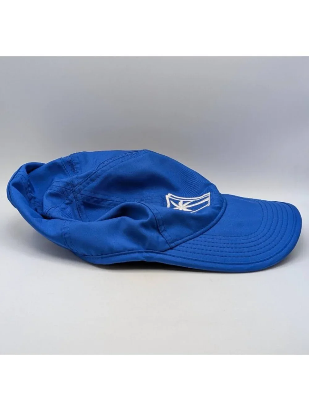 Hilton Grand Vacations Nike Dri-Fit Featherlite Hat Hotel Golf OSFM Strap Back